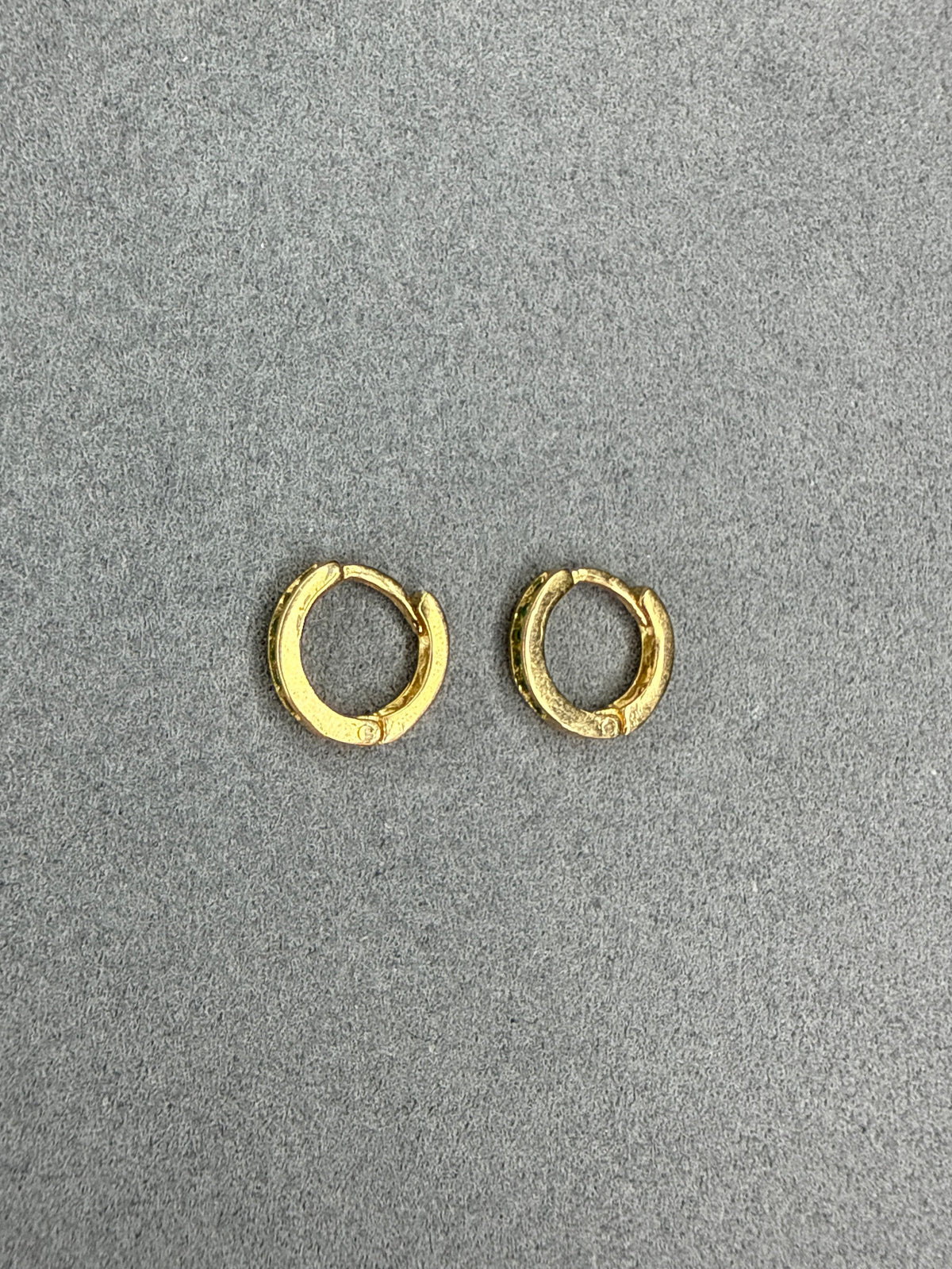 Aretes de oro con circon verde Italiano 18k