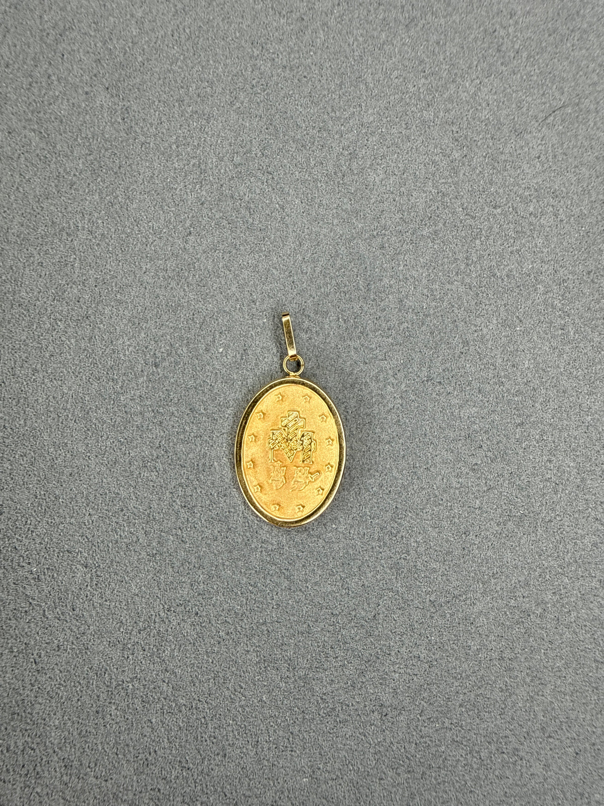 Dije de la Virgen Milagrosa Nacional 18k