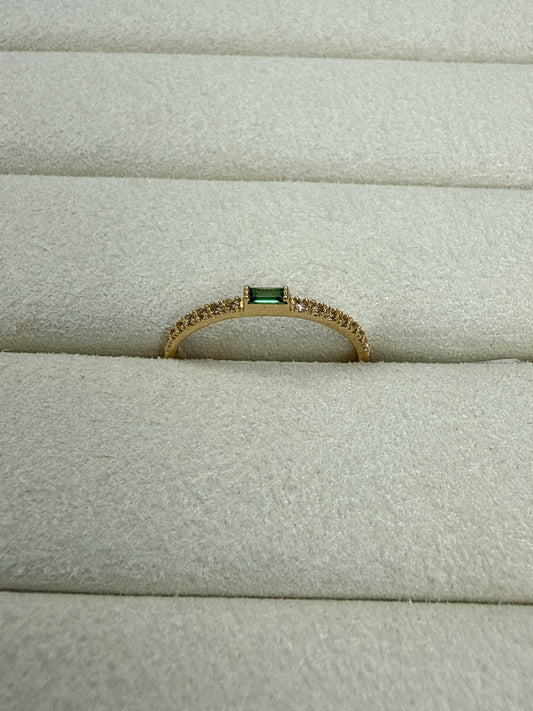 Anillo de circon verde Talla 6 Nacional 18k
