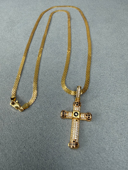 Dije de cruz con circones negro 18k