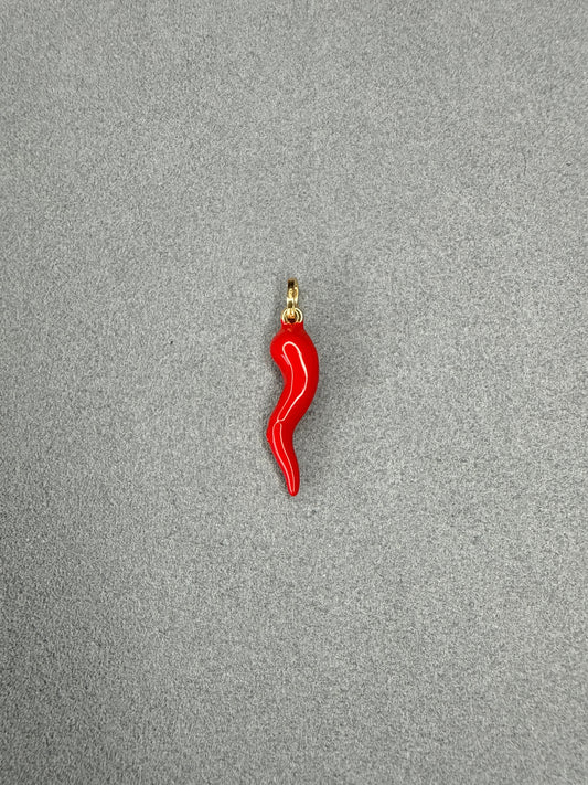 Dije Chile rojo grande Italiano especial 18k