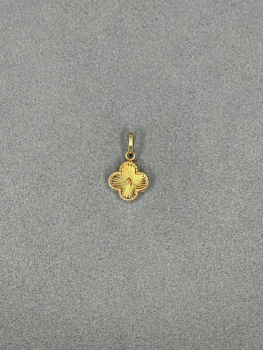 Trébol brillante Nacional 18k