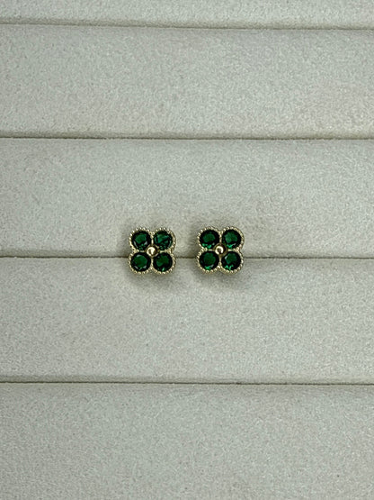 Topitos flor de circon verde Nacional 18k