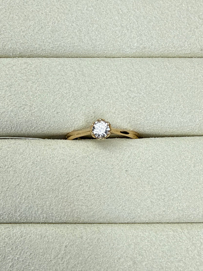 Anillo de circon blanco Talla 6 Nacional 18k