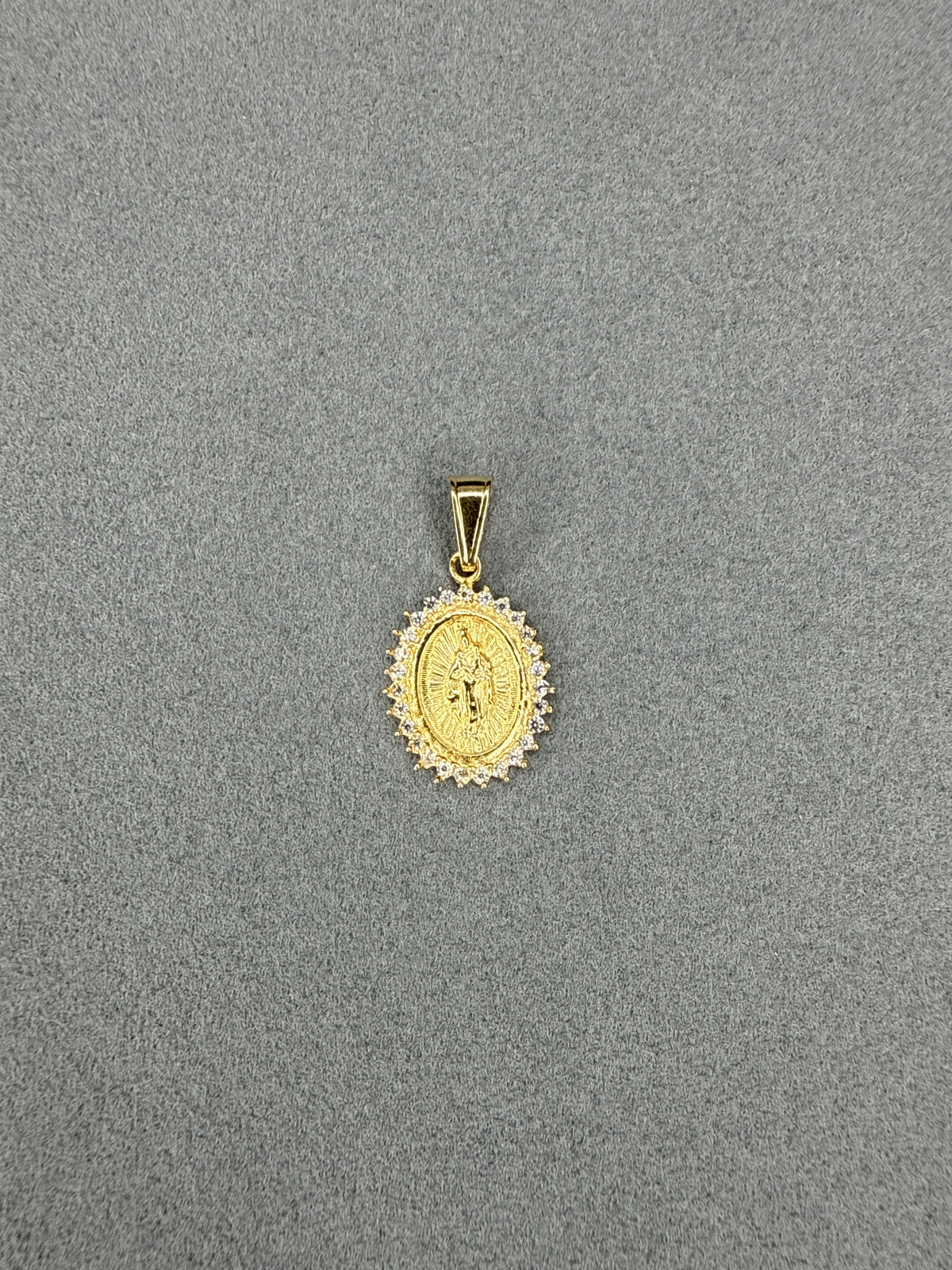 Dije de la Virgen del Carmen Nacional 18k