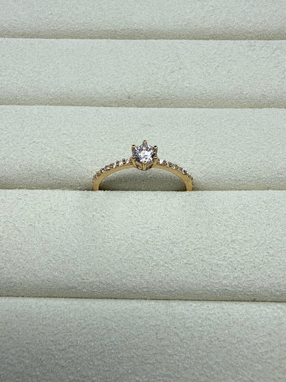 Anillo de circon blanco Talla 6 1/4 Nacional 18k