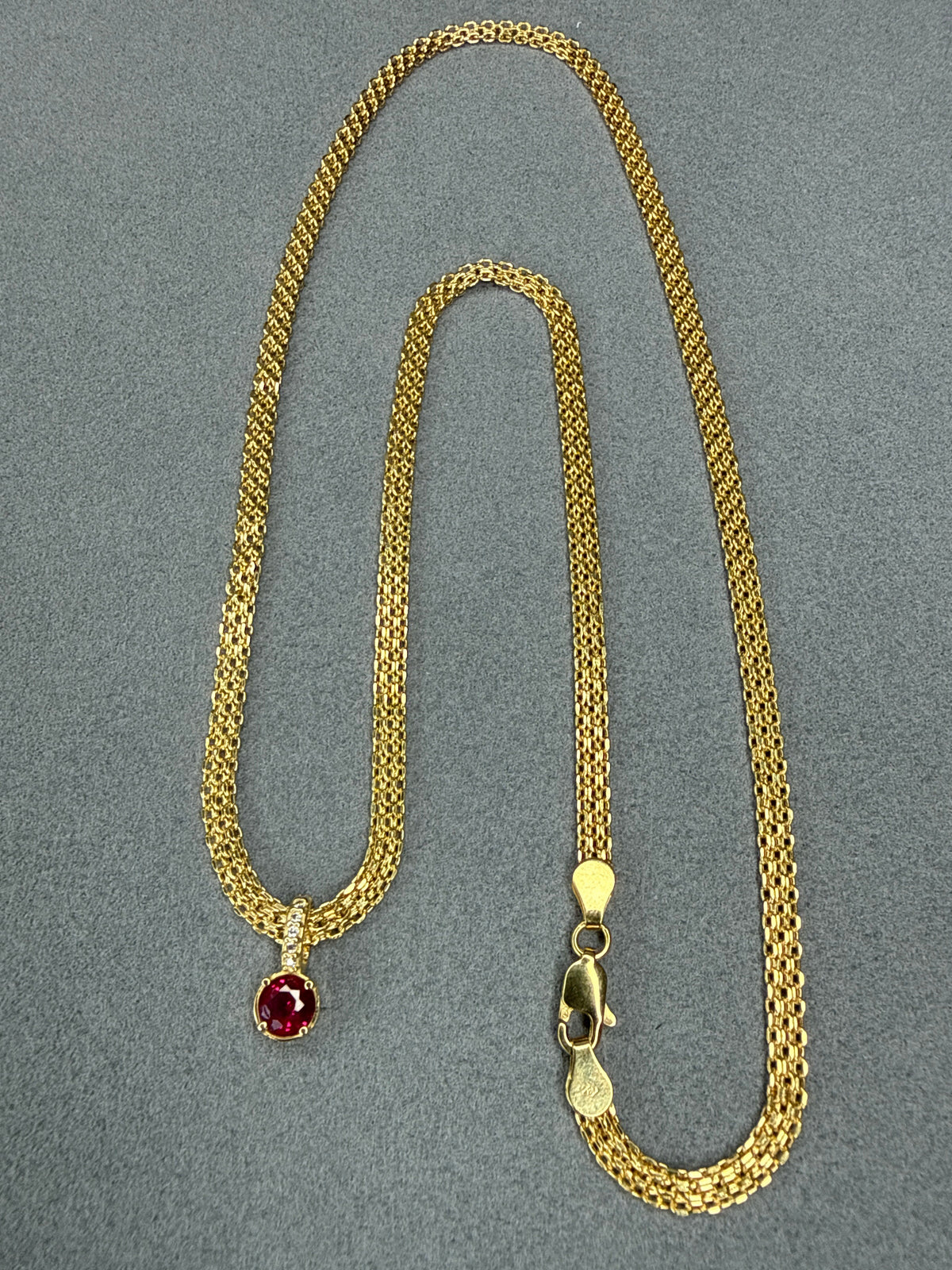 Dije de circon fucsia  Italiano especial 18k