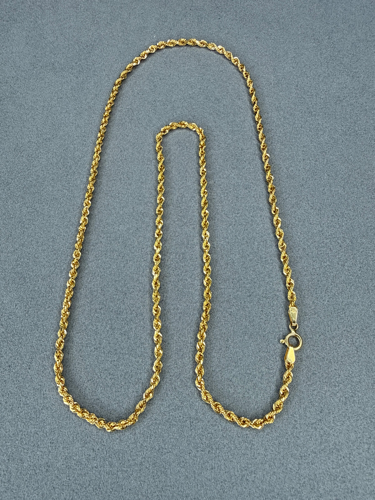 Tejido San Francisco  60cm  Italiano 18k