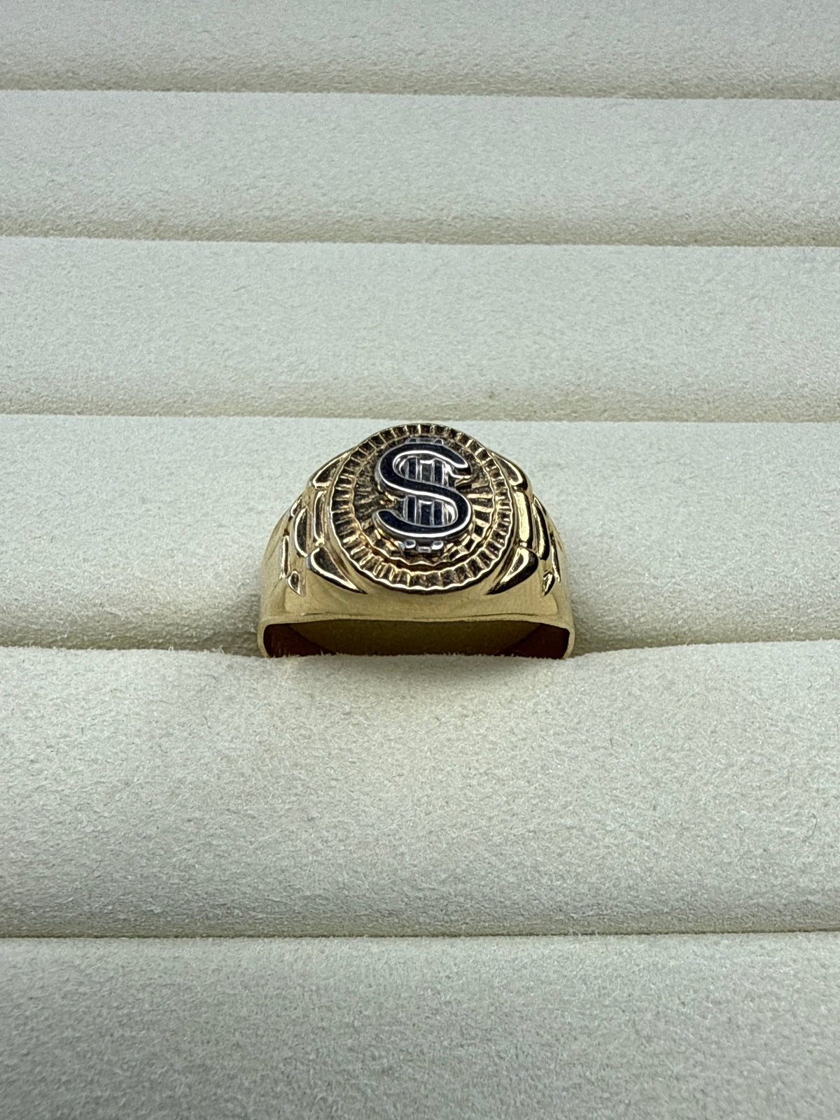 Anillo signo de dólar  Talla 10  Nacional 18k