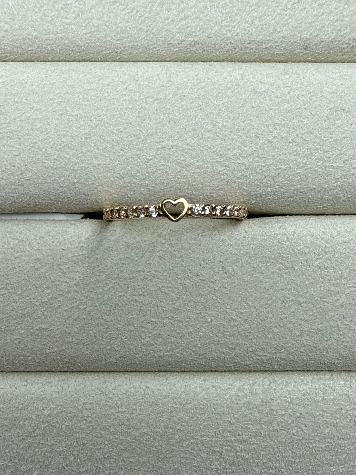 Anillo de circon Talla 5 1/2 Nacional 18k