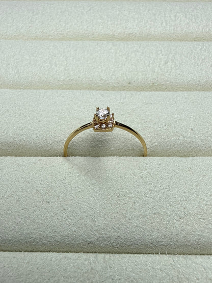 Anillo de circon blanco Talla 5 1/2 Nacional 18k